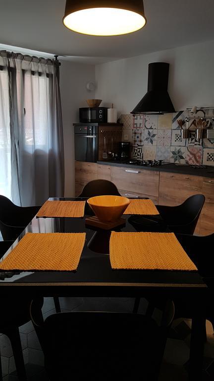 Casa Villa Carducci Rovigno Esterno foto